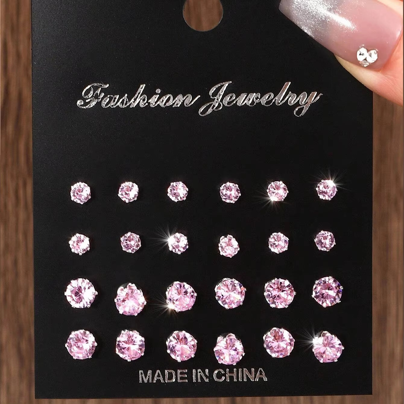 12 Pairs of Luxurious, Simple, Shiny, and Caring Zirconia Decorative Earrings Are Suitable for Gifts to Parties,And Couples