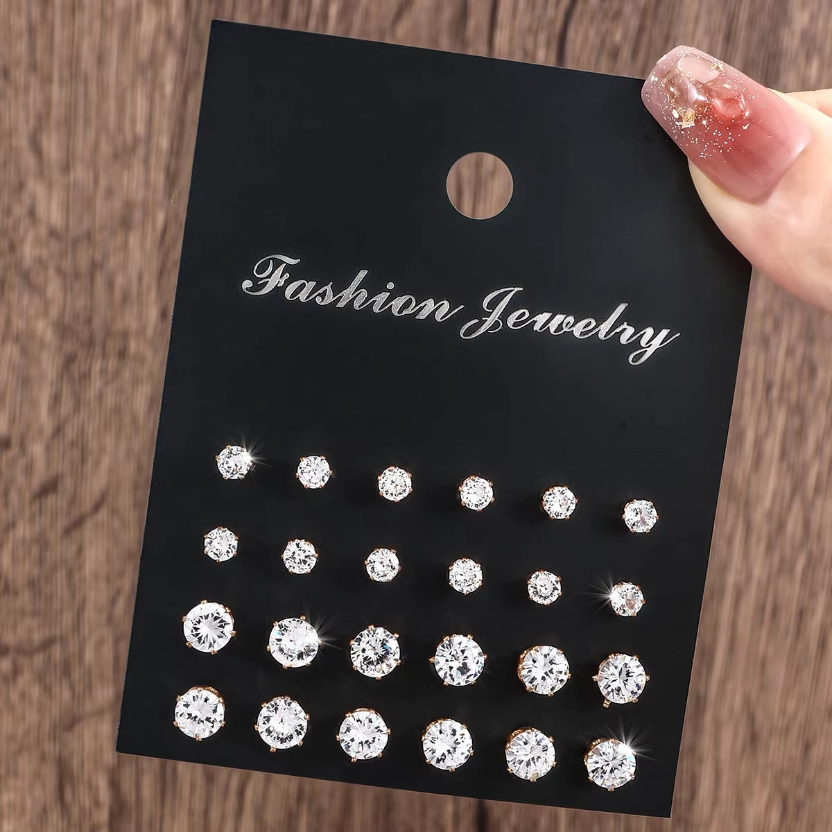 12 Pairs of Luxurious, Simple, Shiny, and Caring Zirconia Decorative Earrings Are Suitable for Gifts to Parties,And Couples