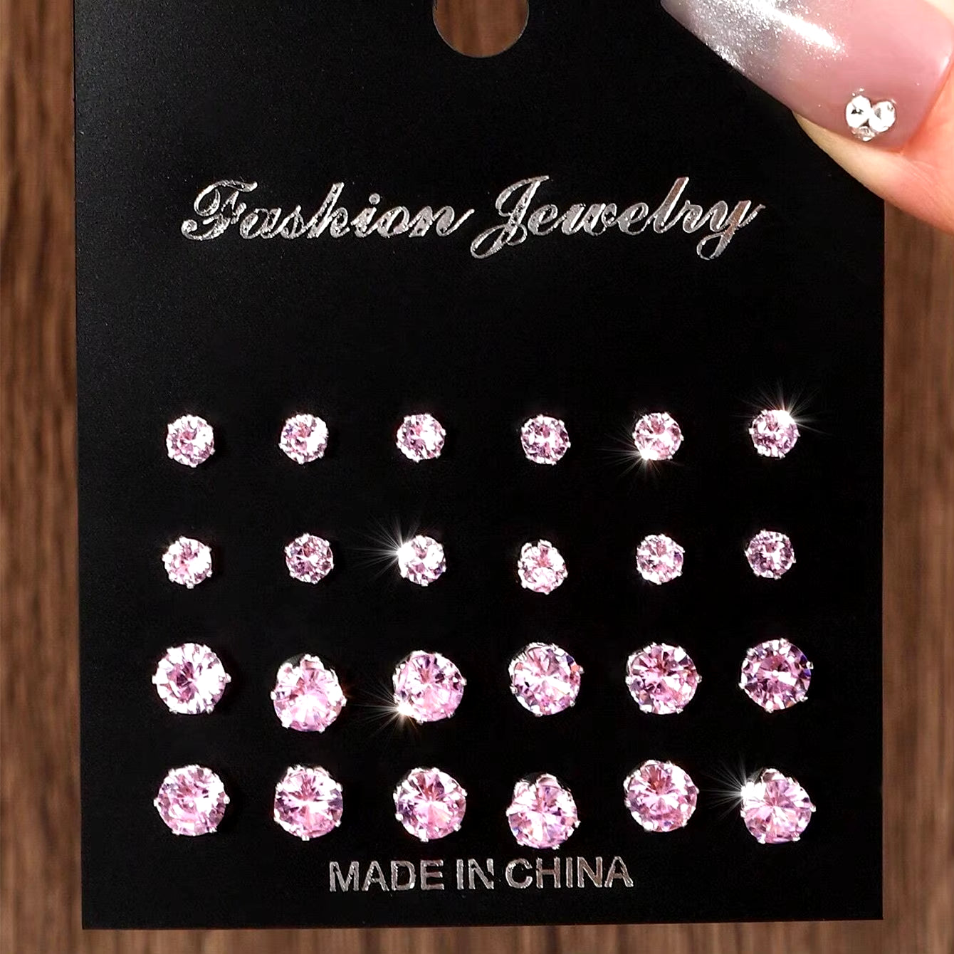 12 Pairs of Luxurious, Simple, Shiny, and Caring Zirconia Decorative Earrings Are Suitable for Gifts to Parties,And Couples